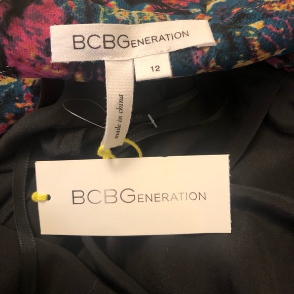 BCBG BCBGeneration Mini Multi Floral Babydoll Dress NWT - Picture 5 of 15
